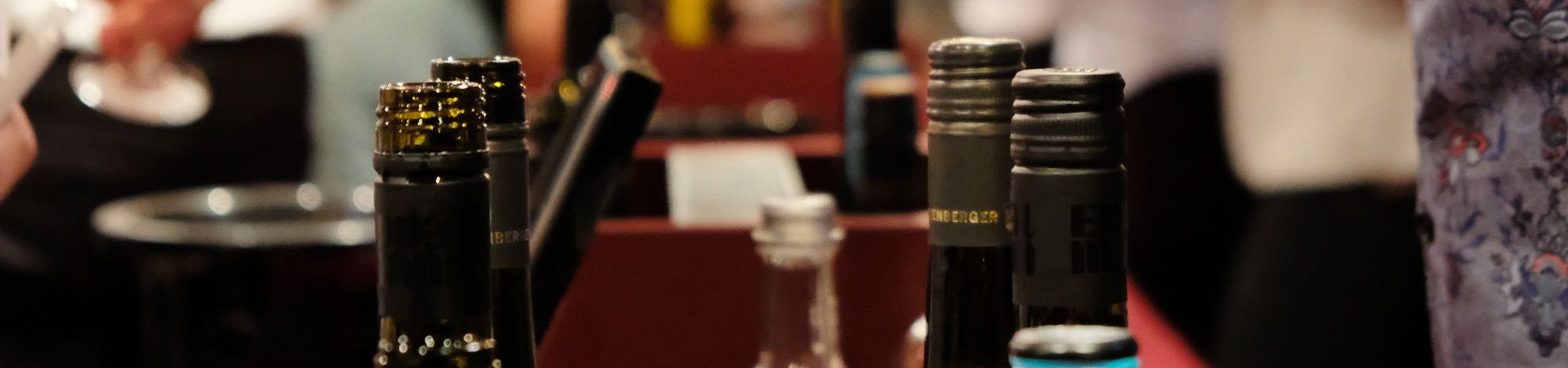 Bottlenecks Wine